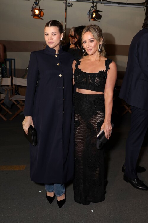 hilary 6104b7f6dc8066c46