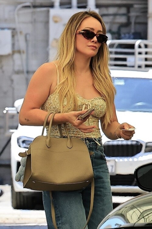 hilary-646c02af920c62743