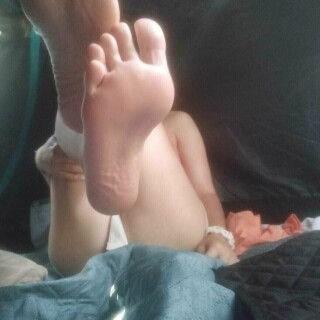 hollyloly-abc7c54a-c034-4e4d-b682-e8477e88299e2e56942ad1a04543