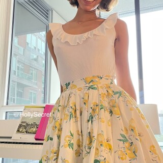 hollysecret_00083b0eb80f293351347