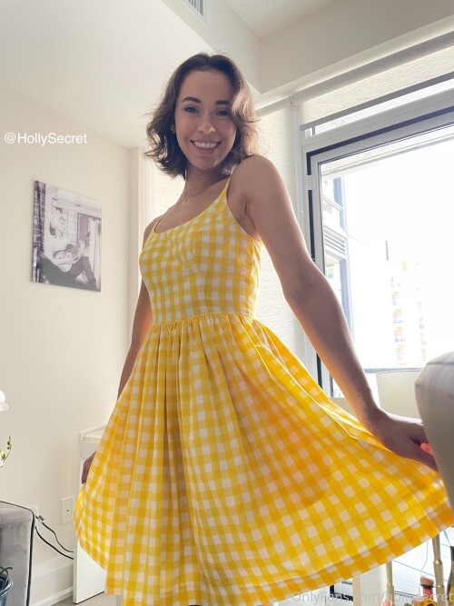 hollysecret 0056243dc1e4b0112e39f