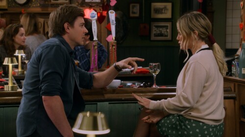 how.i.met.your.father.s02e07.2160p.web.h265 cakes.mkv snapshot 18.14 2023.03.07 08.53.13