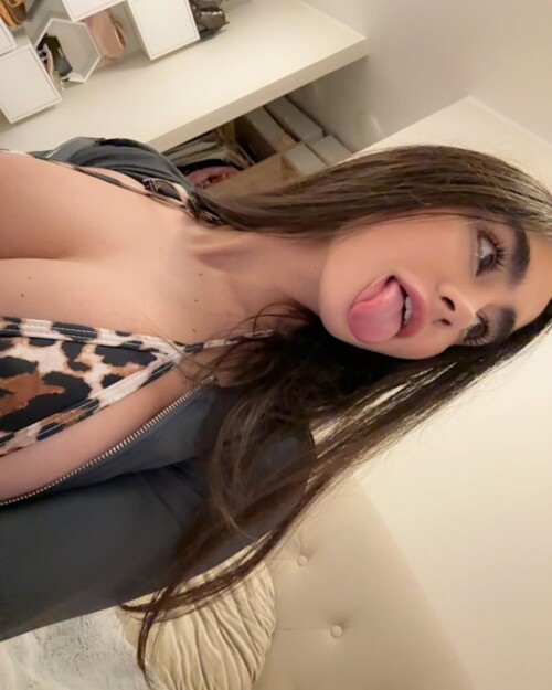 husvjjal6 e5eb238b38d91d2b2efaca5758708ee9