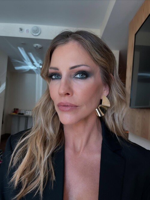 hxrft7u6y-1eec56b408b94a3d3