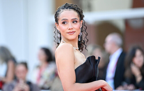 hxwNiit6 oeaccbf19681a4e4c