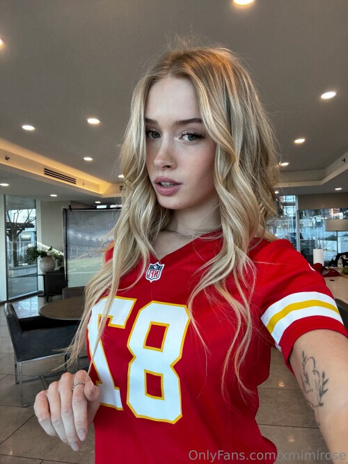 ia 1000000218285a9cbfa59a3693e6