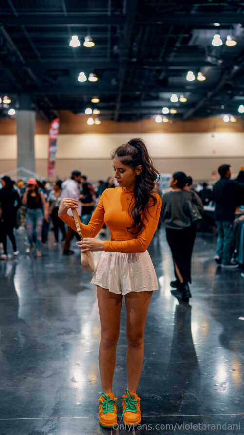 ia 1000053201ff83697ecfec22d