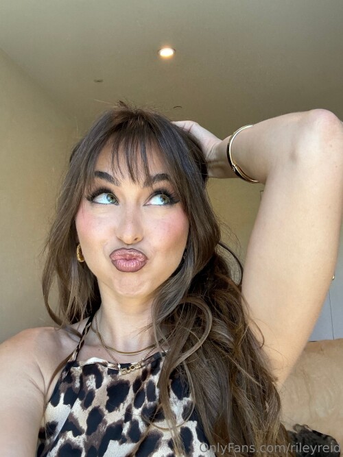 ia 10000681397df9854103063f7