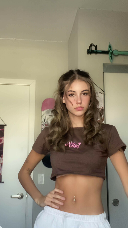 iam.mommy.lo 7093676747224304938 3