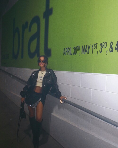 iambeckyg photo DJxJjQLh9tF 20250517 162328 498389806ab42ce0fb46ef207