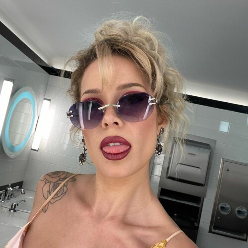 iamhalsey CeyssWPLj2R