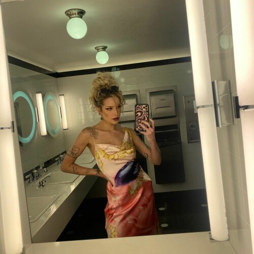 iamhalsey CeyssWQrSsR