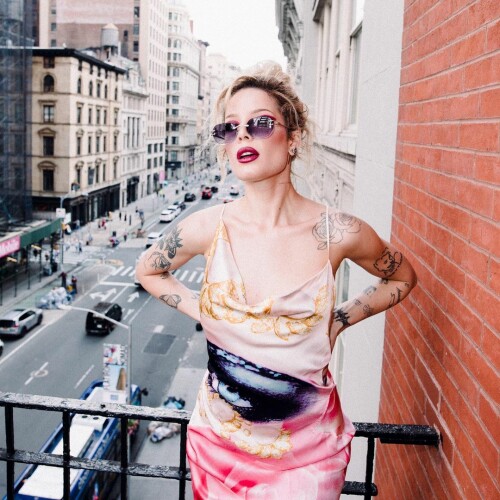 iamhalsey CeyssWRLfYo