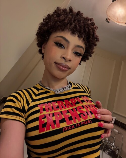 icespice_3496921218567547362s2024-11-8-12.17.104-story14fcd2f6c06db6b9