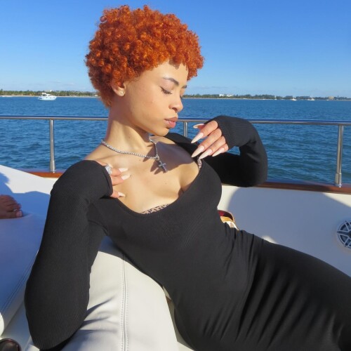 icespice 3517123668074936961s2024 12 6 13.15.231 story3254f18d08e42ab6