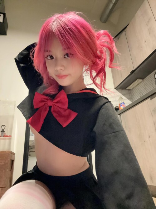 if i were your gf name one thing you would likely do with v0 mnqq5tmbwykd140e1ef9f51e8098e