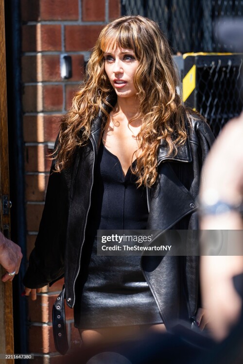 NEW YORK, NEW YORK - APRIL 23: Miley Cyrus is seen during a video shoot in Long Island City on April 23, 2025 in New York City. (Photo by TheStewartofNY/GC Images)