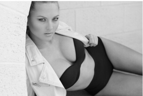 ilana collins 133468388ac92be185f90d9