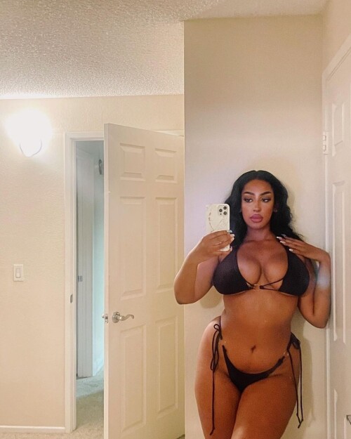 illi.y 16536106275090