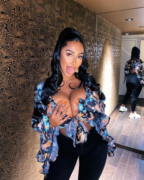 illi.y 16536107208481