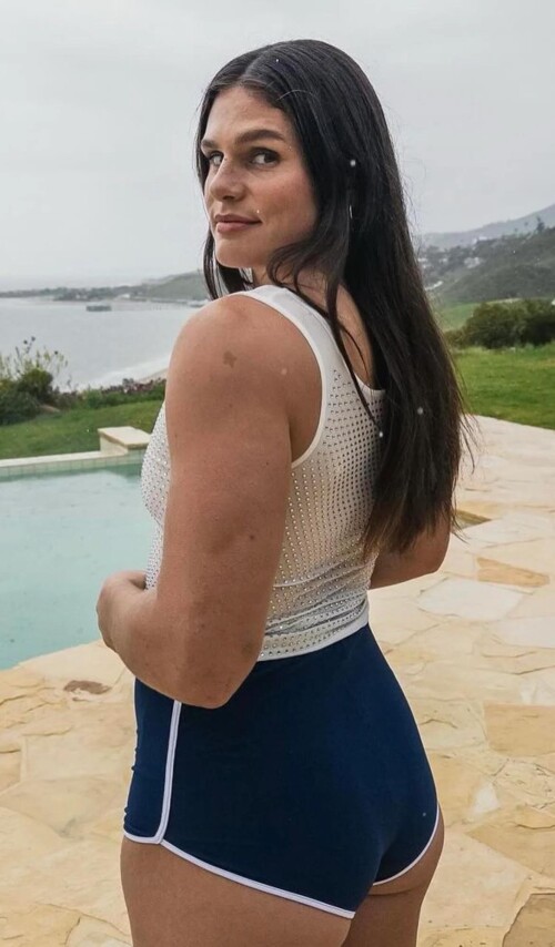 ilona maher pt 2 v0 h58hs5ebfwnc1cf49520731bfd5a9