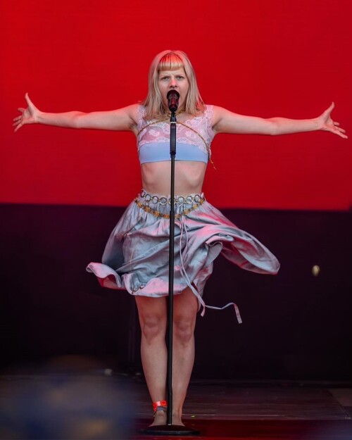 image 6983778fcb2568bfad77d54