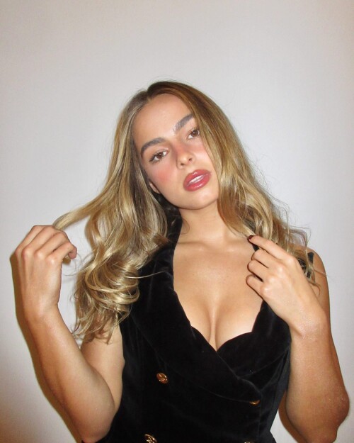 image 737577f16417d9e5f8073e