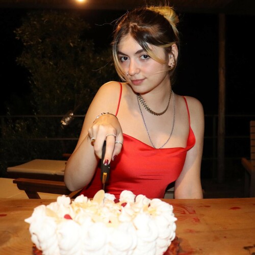 image 7884597ccde3a7dd6fdd4e3