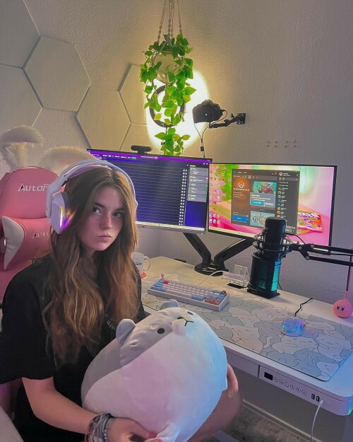 image 82346400663f47e4b5ac2c1