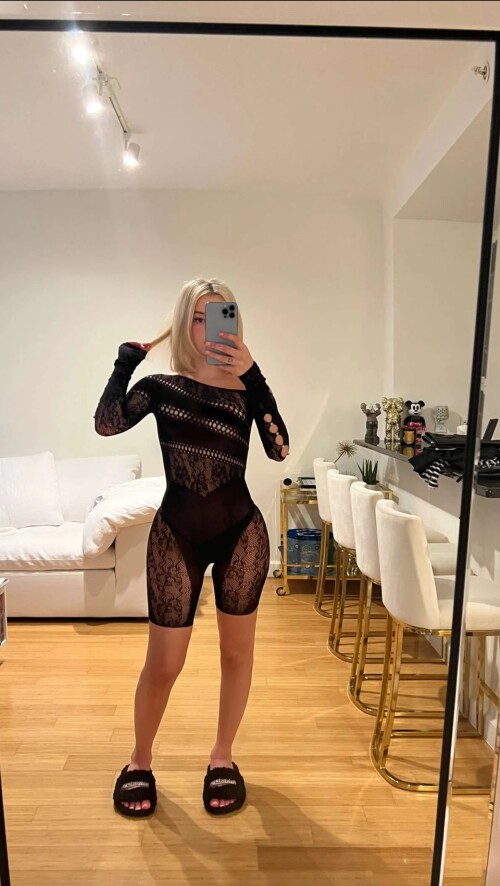 image 212cf8018fc934b875