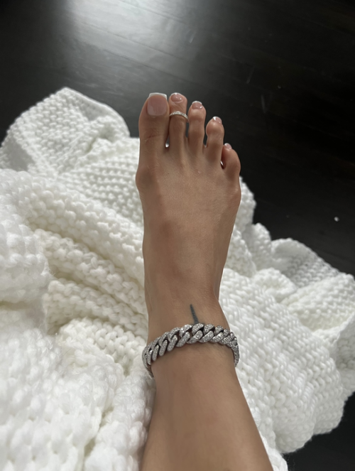 image-88e3886bc28435372