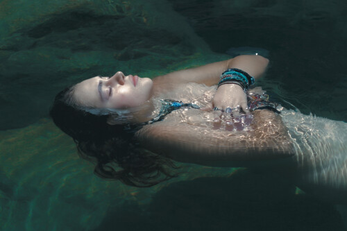 image000119c937bd1497286f6