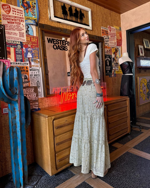 image0ad7e2d7d324f8f3