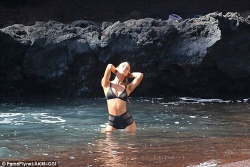 image 0214220ae7a4c6577a4