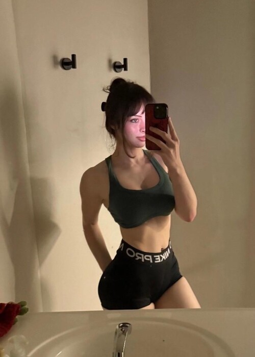 images.fanfix29641b7a825f2a8e7