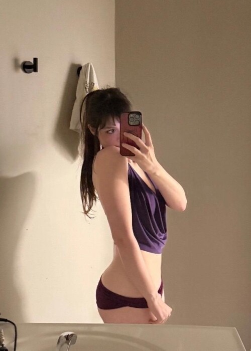 images.fanfix3e0a6c49b50fda571