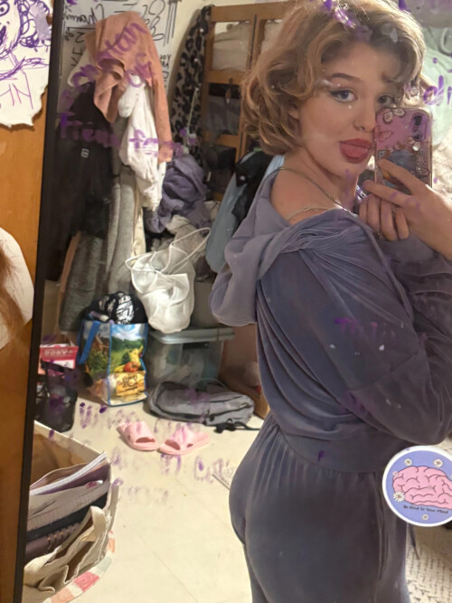 images.fanfixaaa0e000fb8d86d7f93