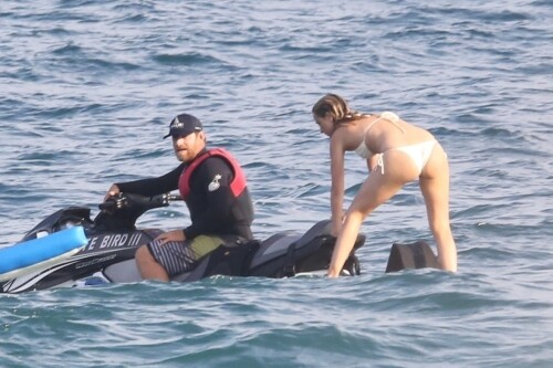 img5887306836035676f8