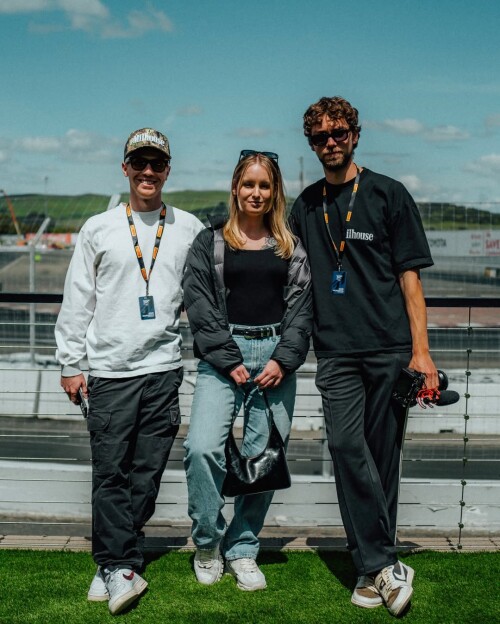 img fiQYFQo42fc169f15cfe993