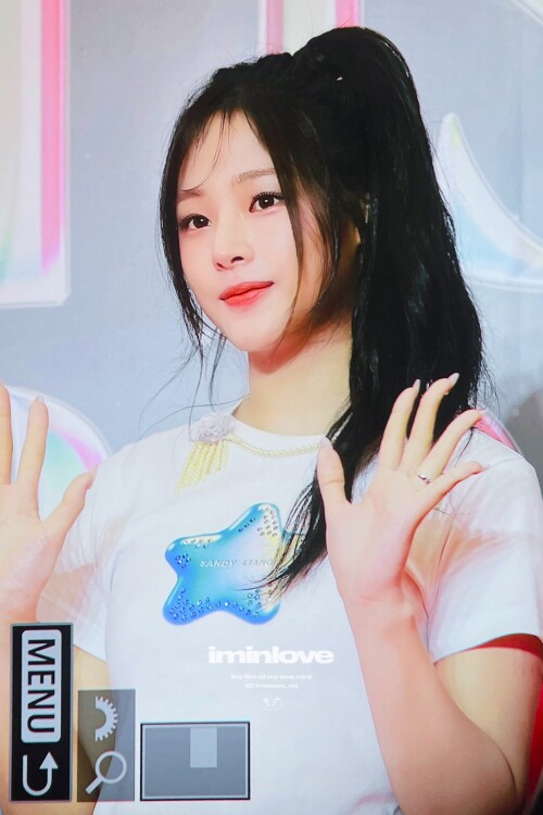 iminlove 1872559275501035802 25b99c05287785d07