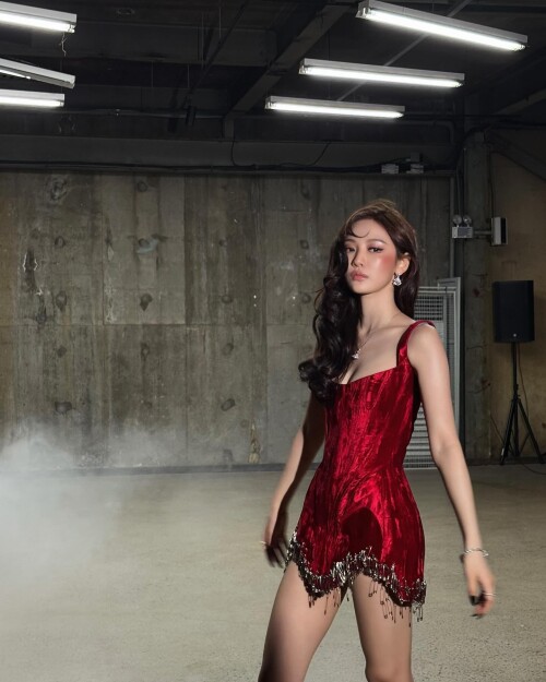 imnotningning photo DItrIE5T2D6 20250421 112829 4914625600eb9ddee3d54c042