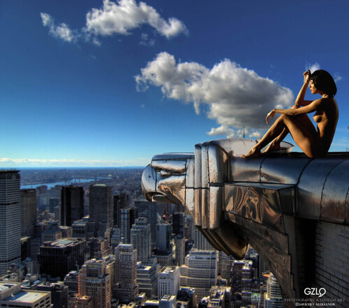 in the chrysler building44e3941bd7ccd240