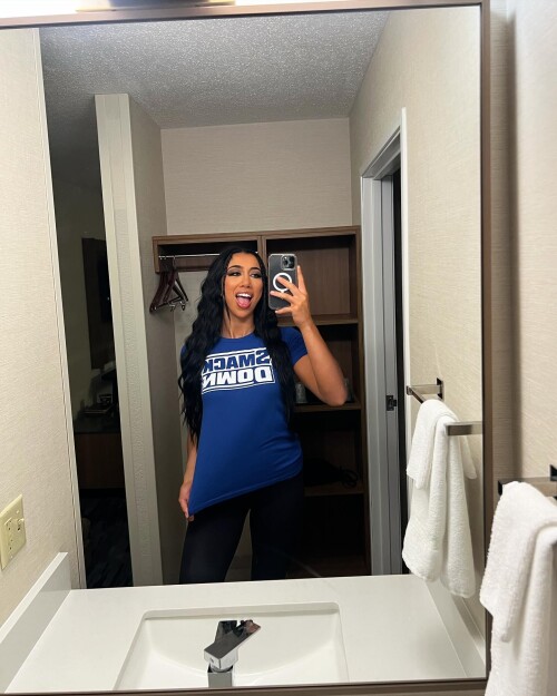 indihartwell 20240512 0002b550ce2b6b1439fd