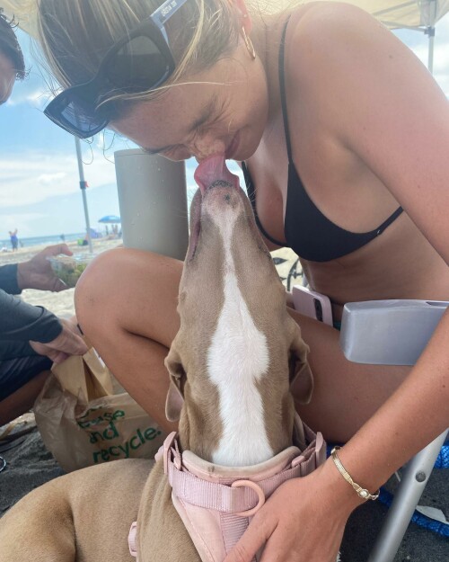 insta 8807cf07811145f1a4a22f1f502190320a2e466c6ddd150a