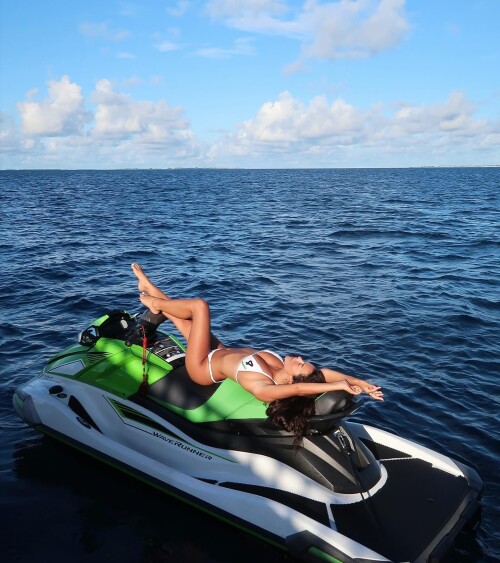 insta fc99824c738d47998a9845c2efed6fa9c228b23d80f2ffb4