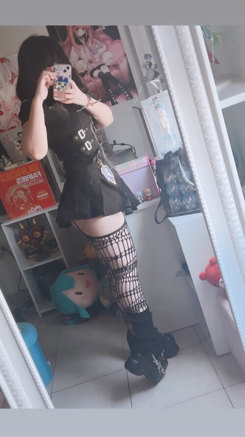 instanonimo poniko 666 780e714ef03d1d51413176e23e21ebcf200bead492a256c9