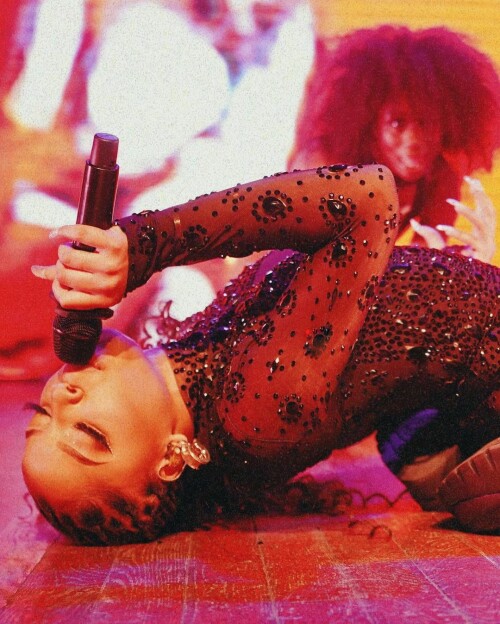 instasave2994840348411d8d