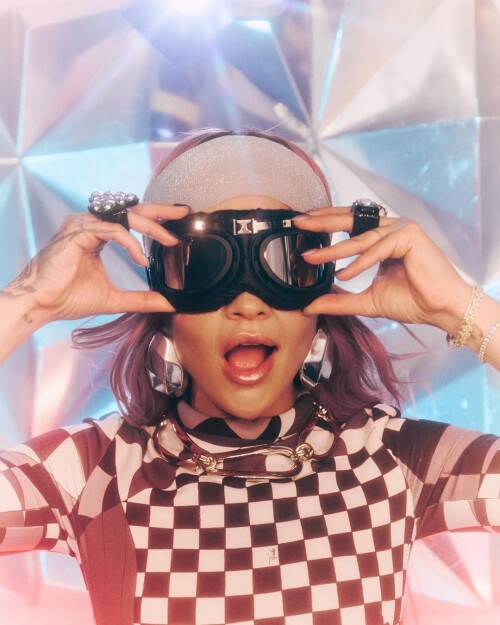 instasaveaa68fb91308d49e8