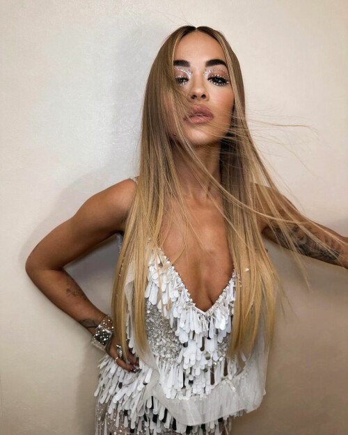 instasaveb35c312ae32a37f8