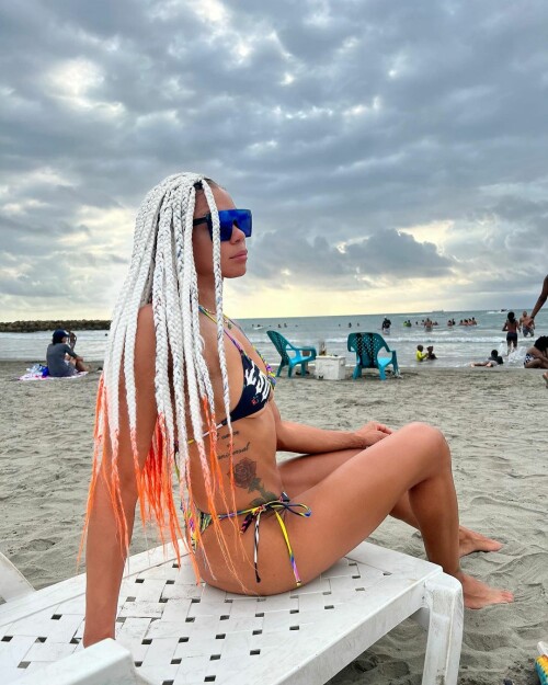 instasaveba203e6bfc95db78